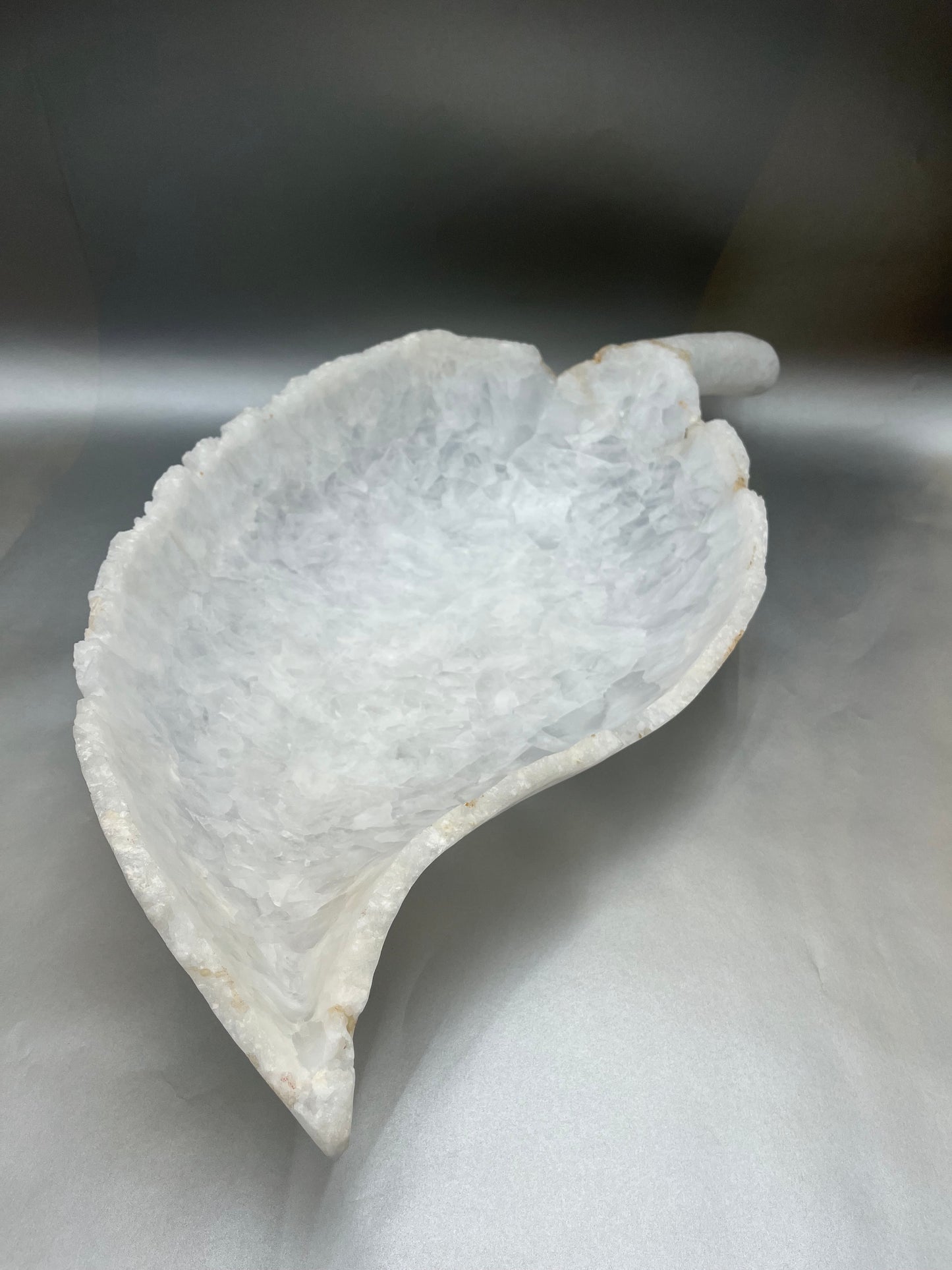 Ice Onyx Leaf Bowl