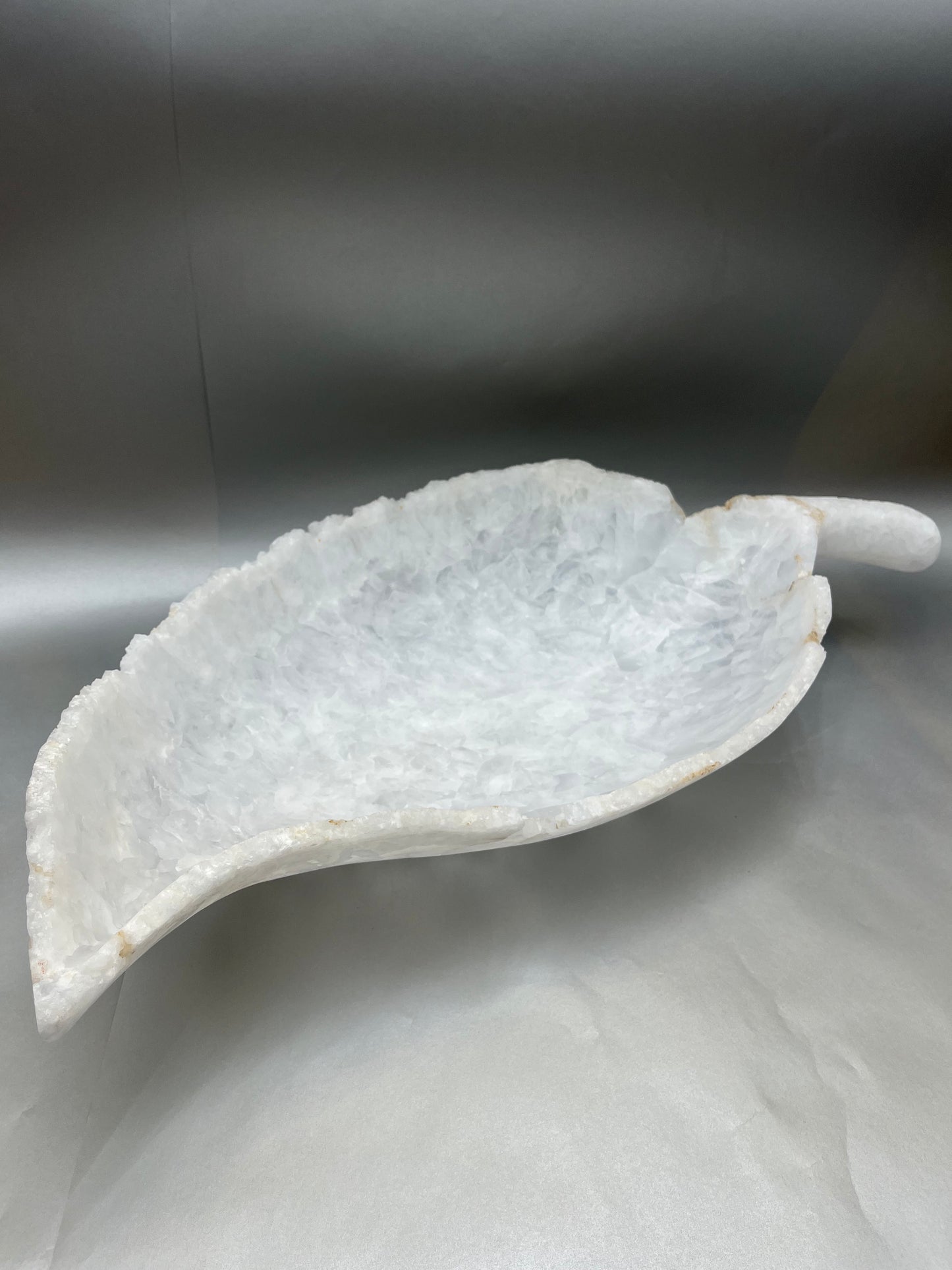 Ice Onyx Leaf Bowl