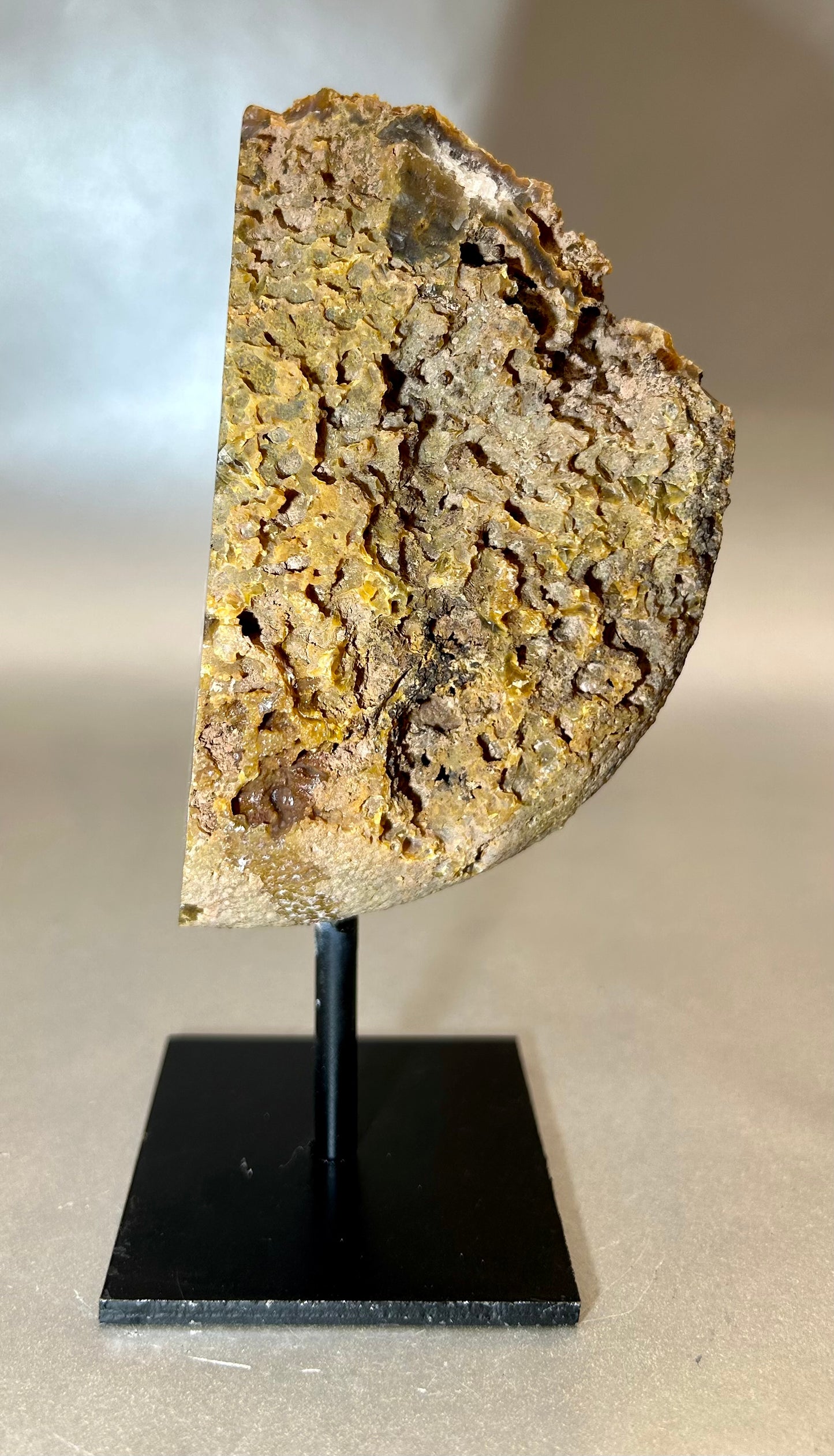 Druzy Agate on Metal Stand