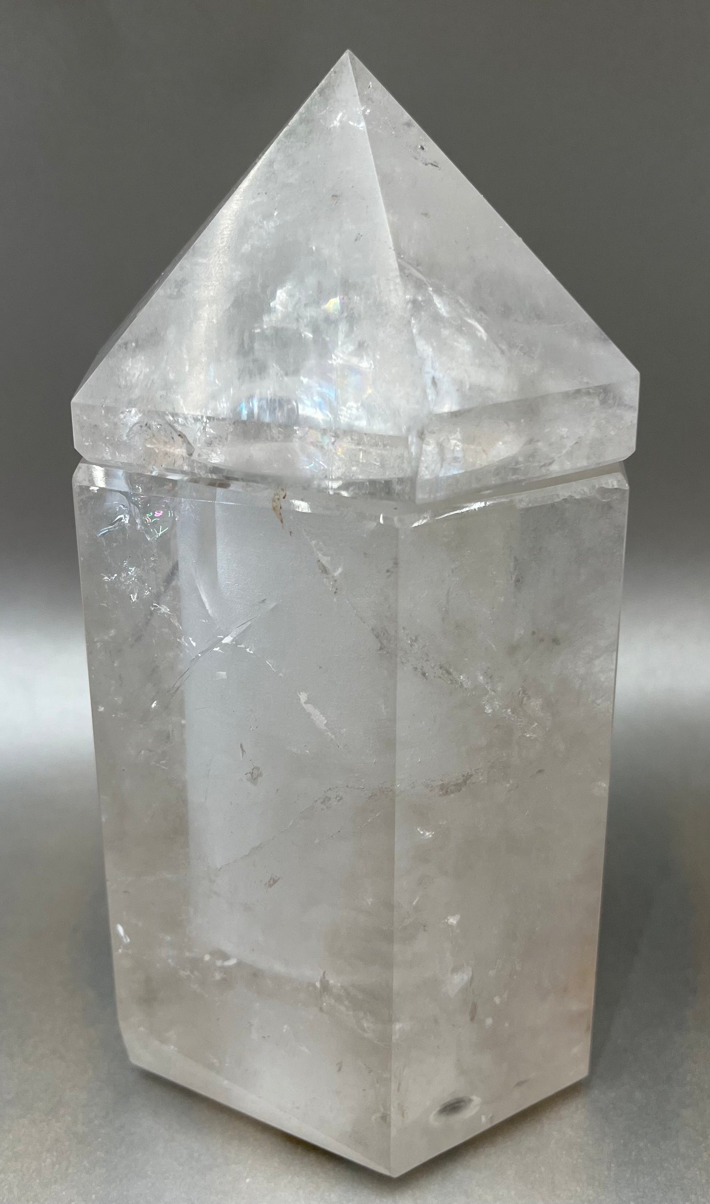 Quartz Obelisk Container